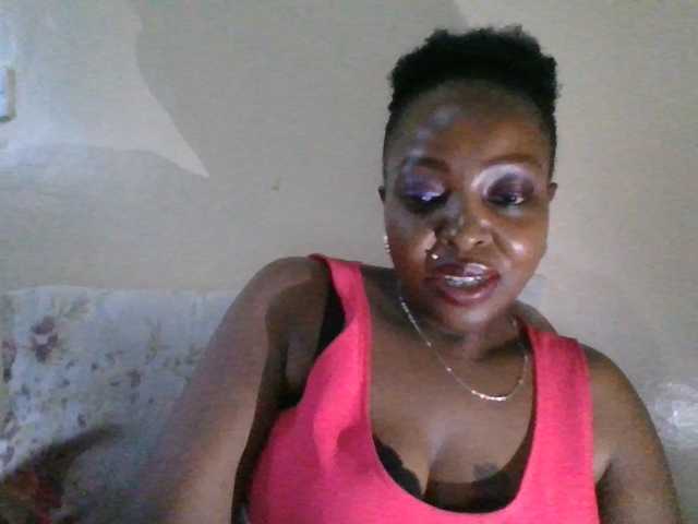 candy2002 live cam on BongaCams