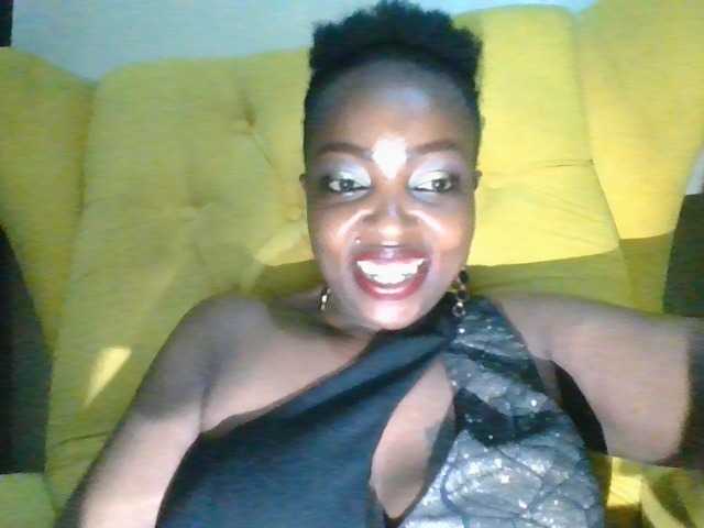 candy2002 live cam on BongaCams