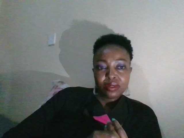candy2002 live cam on BongaCams