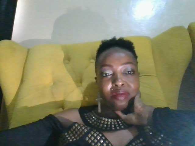 candy2002 live cam on BongaCams