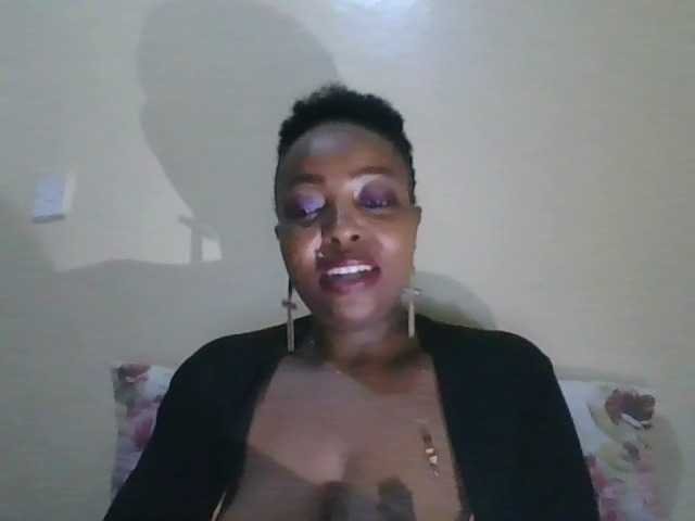candy2002 live cam on BongaCams