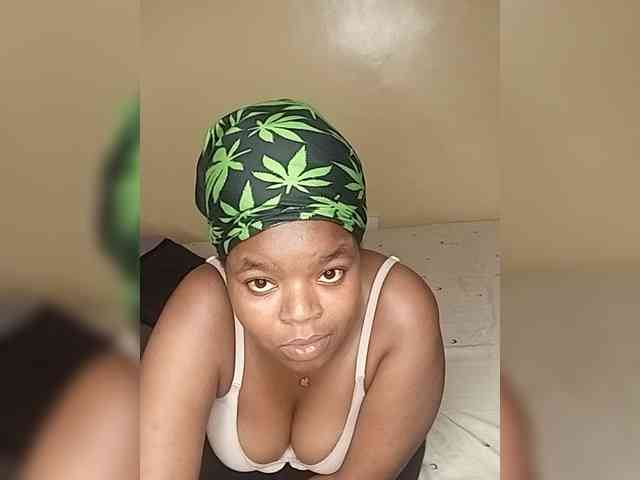 Prettynyambz webcam