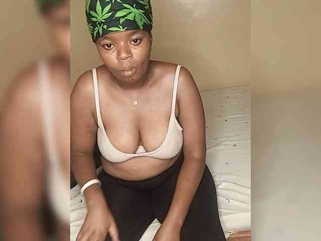 Prettynyambz webcam