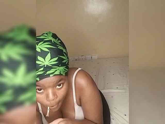 Prettynyambz webcam