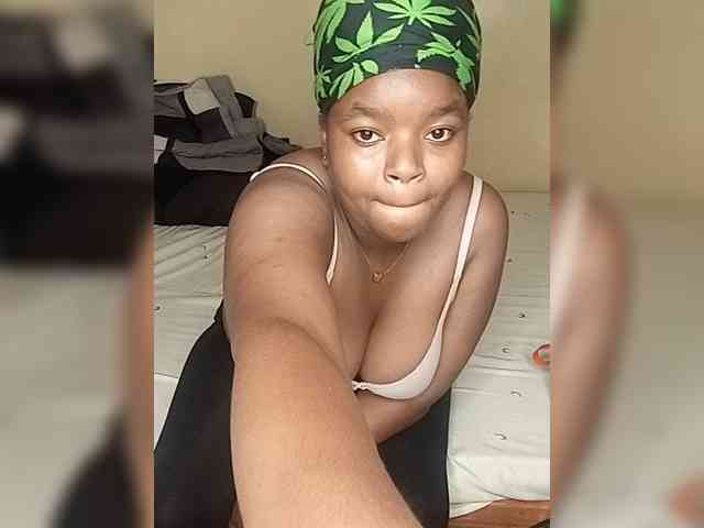 Prettynyambz webcam