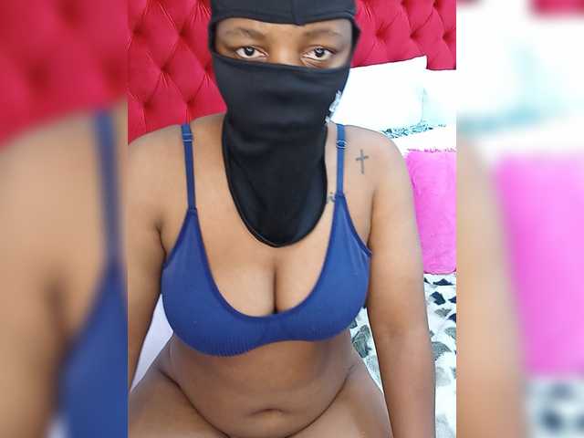 Chanty88 live cam on BongaCams