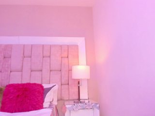 NinaMendez Porn Show