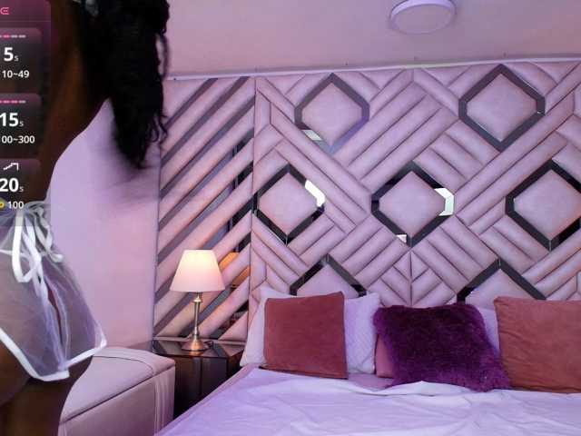 NinaMendez live cam preview