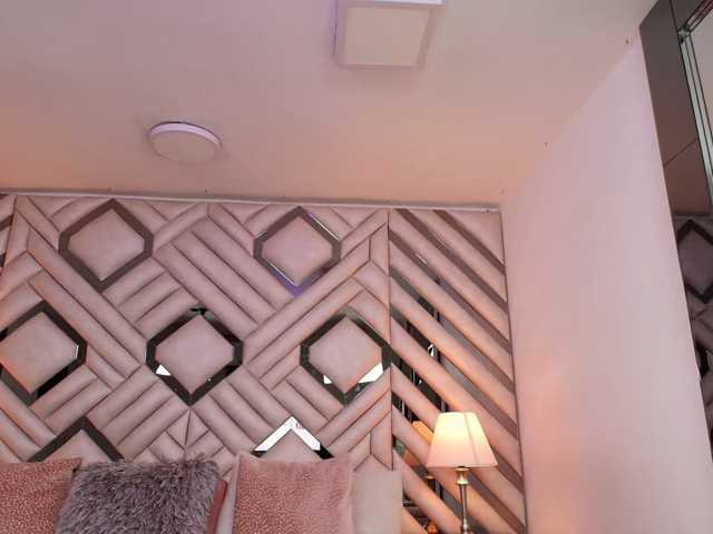 NinaMendez live cam on BongaCams