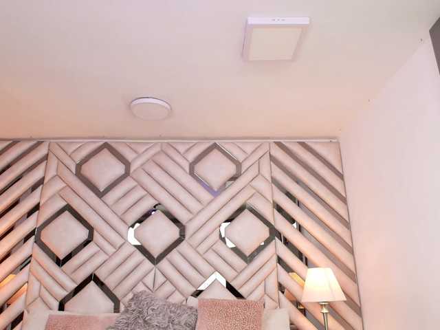 NinaMendez live cam on BongaCams
