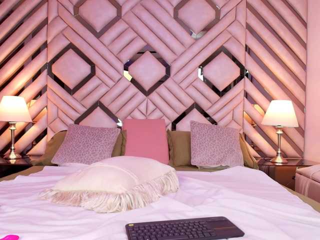 NinaMendez live cam on BongaCams