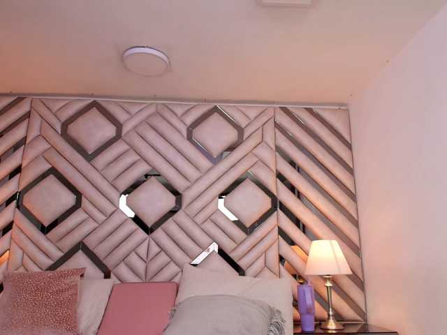 NinaMendez live cam preview