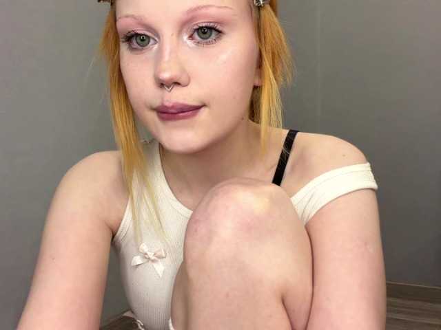 Lemontreee live cam on BongaCams