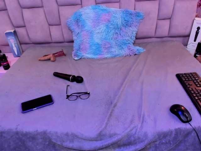DanySwet live cam on BongaCams