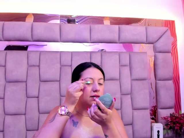 DanySwet live cam on BongaCams