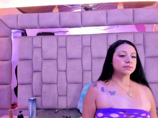 DanySwet live cam on BongaCams