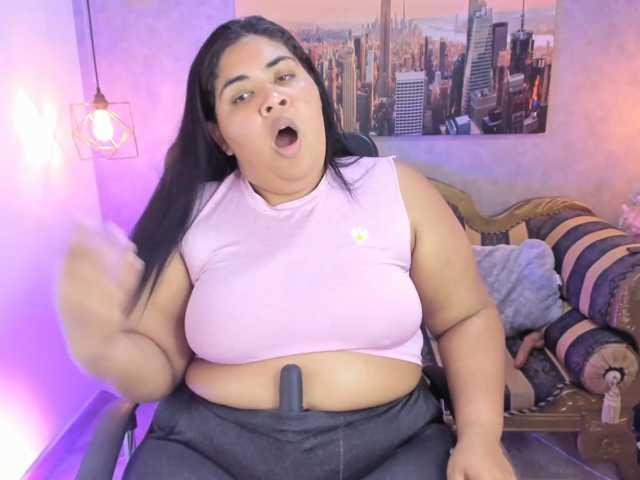 Sara-clk live cam preview
