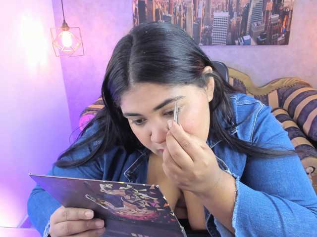 Sara-clk, en directo ahora en BongaCams