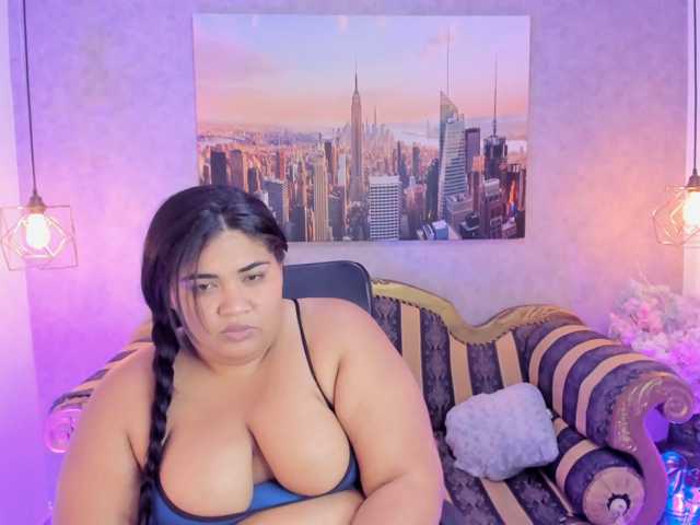 Sara-clk, en directo ahora en BongaCams
