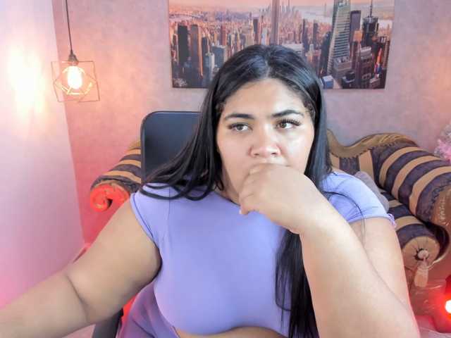 le modèle Sara-clk est en webcam porno dans un show sur le site bongacams, il possède les tags suivants: Latino/Hispanic,Brunette,Shaved