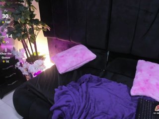 Emilytomson Porn Show