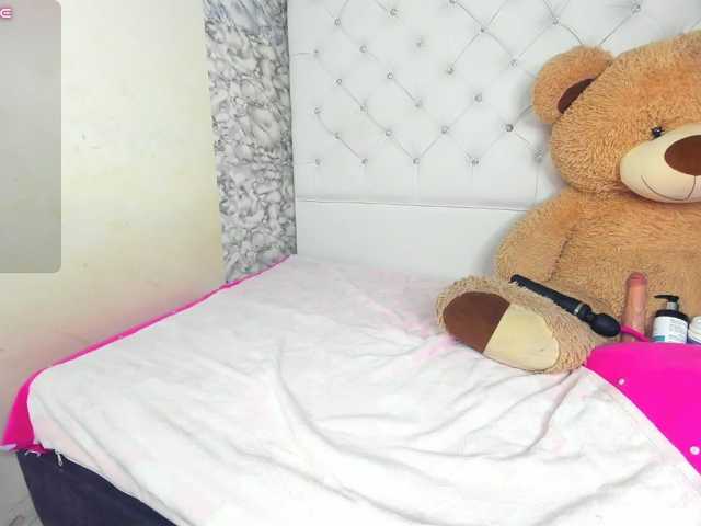 Latinamarcela live cam on BongaCams