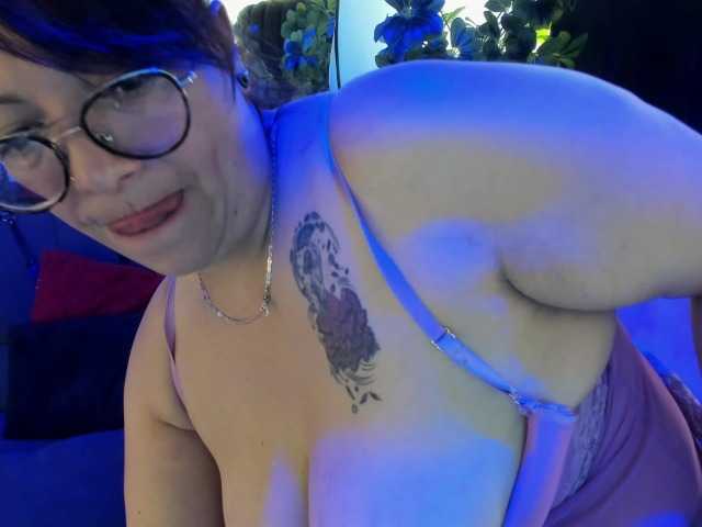 SusanaFlame live cam preview