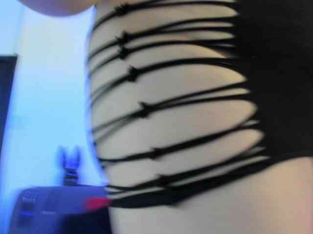 SusanaFlame webcam
