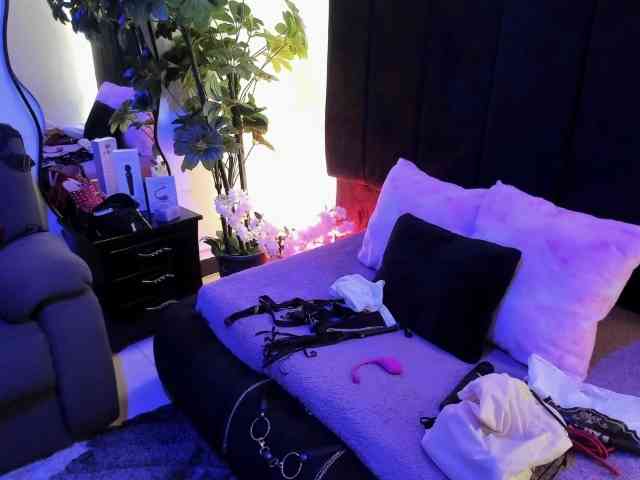 SusanaFlame webcam