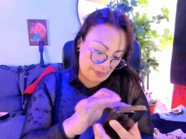 SusanaFlame webcam