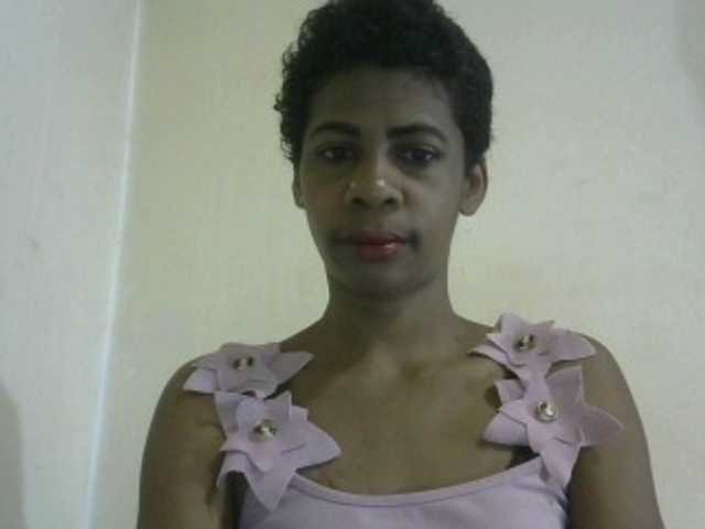 Anitahw live cam on BongaCams