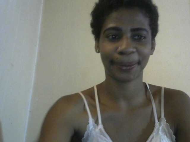 Anitahw live cam on BongaCams