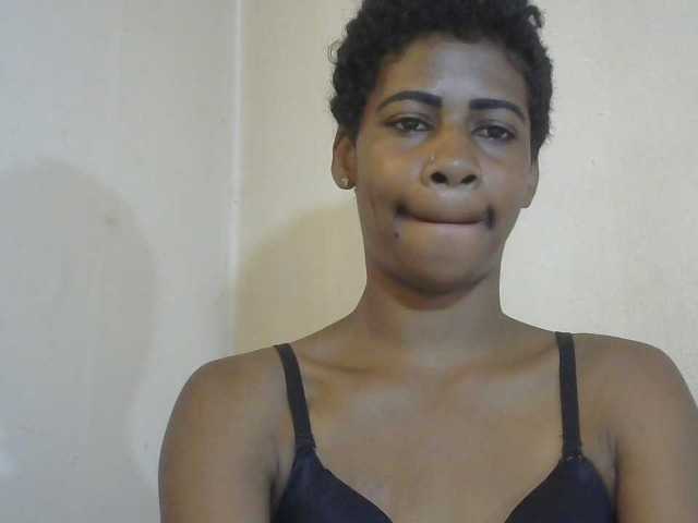 Anitahw live cam preview
