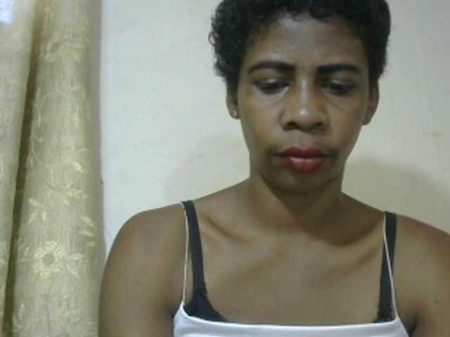 Anitahw live cam preview