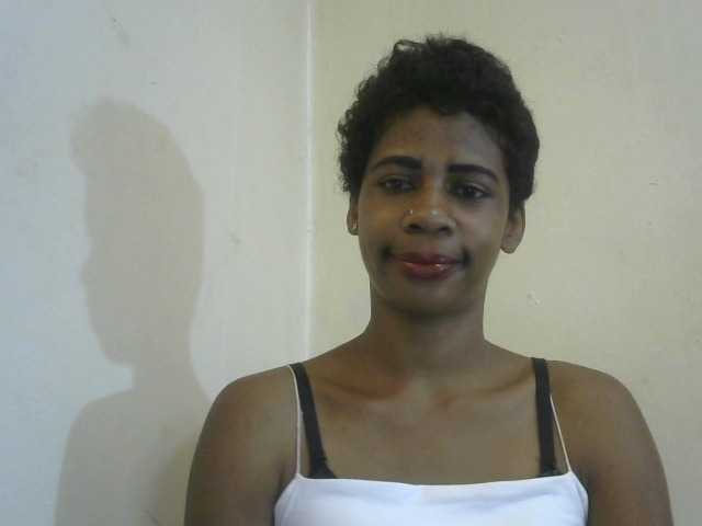 Anitahw live cam on BongaCams