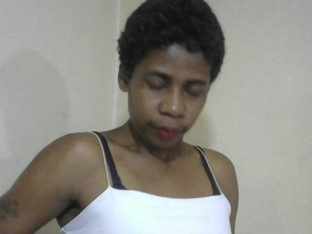 Anitahw live cam on BongaCams