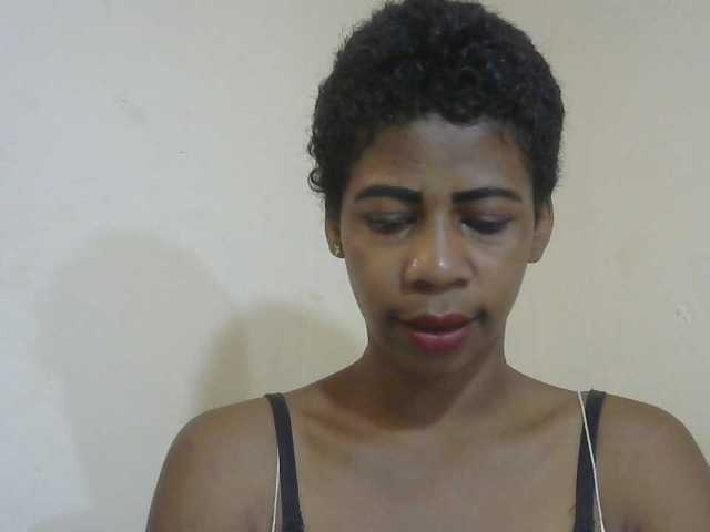 Anitahw live cam preview