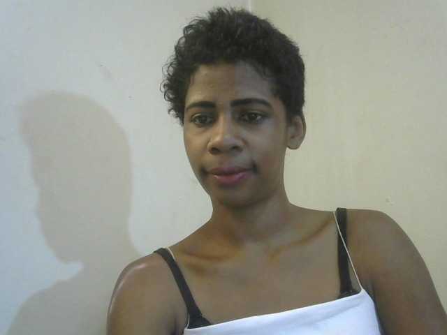 Anitahw live cam on BongaCams