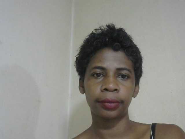 Anitahw live cam on BongaCams