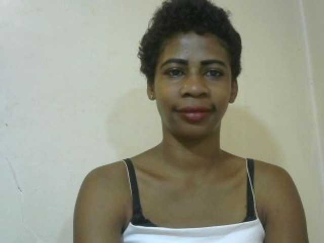 Anitahw live cam on BongaCams