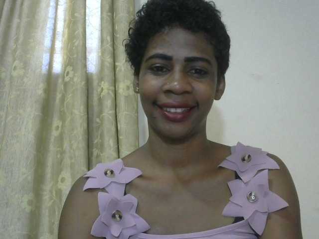 Anitahw live cam preview