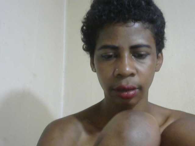 Anitahw live cam preview