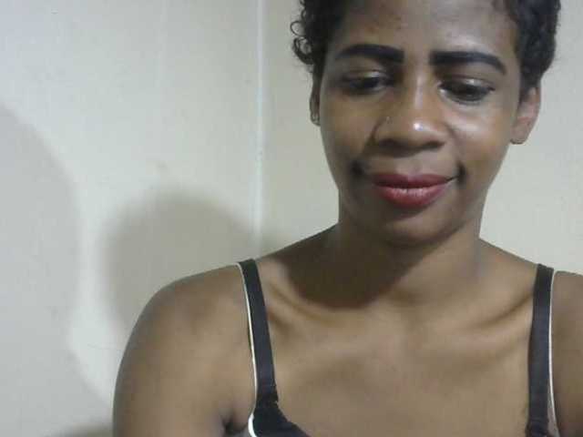 Anitahw live cam preview