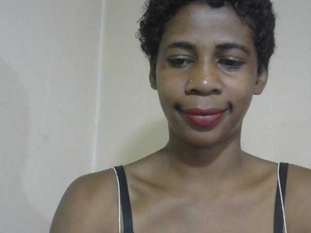 Anitahw live cam on BongaCams