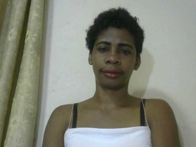 Anitahw live cam on BongaCams