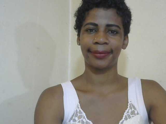 Anitahw live cam preview