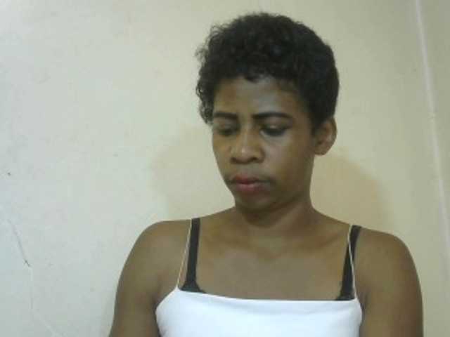 Anitahw live cam on BongaCams