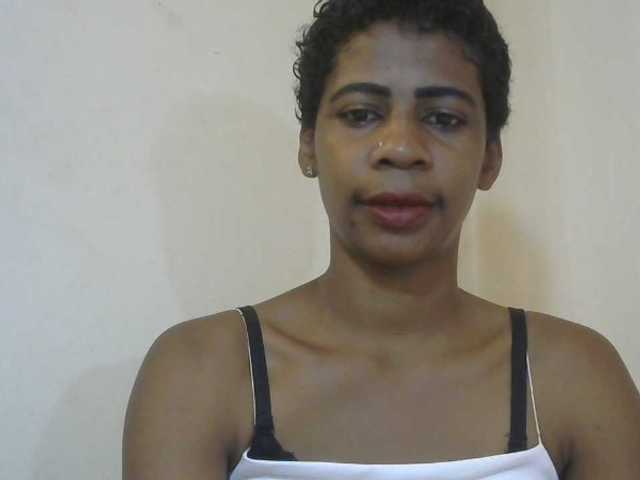 Anitahw live cam preview