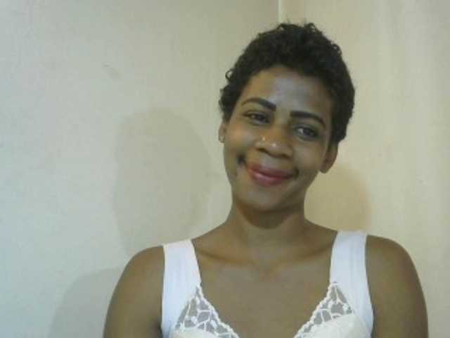 Anitahw live cam on BongaCams
