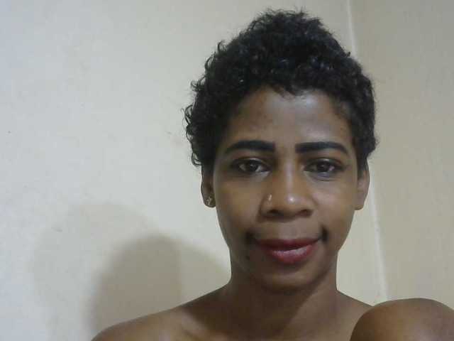 Anitahw live cam on BongaCams